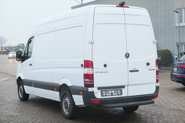 Leasing of Mercedes-Benz 213 CDI Sprinter 4x2, Klima, 3. Sitz, Holzausbau  Mercedes-Benz 213 CDI Sprinter 4x2, Klima, 3. Sitz, Holzausbau: picture 6