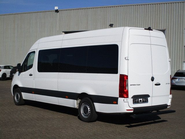 Mercedes-Benz 317 CDI Sprinter, Euro 6, VIP, 9 Sitze - Minibus, Passenger van: picture 2 Mercedes-Benz 317 CDI Sprinter, Euro 6, VIP, 9 Sitze - Minibus, Passenger van: picture 2