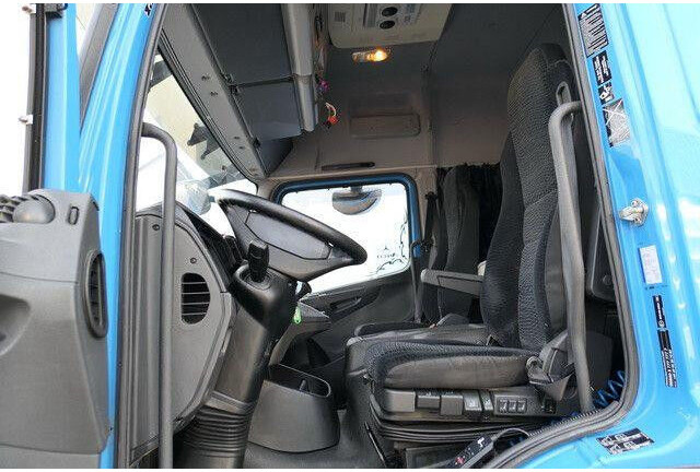 Curtainsider truck Mercedes-Benz 823 Atego 4x2, Edscha, Schiebeplane, Standklima: picture 11