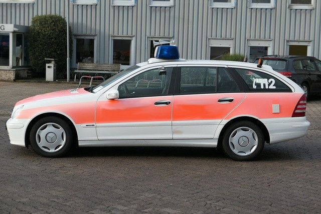 Mercedes-Benz C 220 CDI T-Modell, Notarzt, Feuerwehr, Klima - Ambulance: picture 2 Mercedes-Benz C 220 CDI T-Modell, Notarzt, Feuerwehr, Klima - Ambulance: picture 2