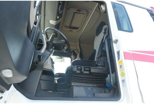 Tractor unit MAN 28.500 TGX 6X2-2 BLS, Kran HMF 5020-K6, Funk,23m: picture 12