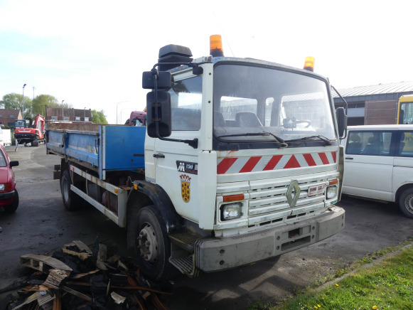 Camion benne basculante Renault 40 ABE 4 (2006-329.446 km) - Tipper: picture 2 Camion benne basculante Renault 40 ABE 4 (2006-329.446 km) - Tipper: picture 2