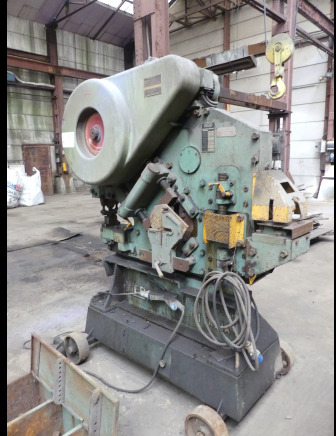 Poinçonneuse multifonctions Omera multimatic / 16-70S - Metalworking machinery: picture 1 Poinçonneuse multifonctions Omera multimatic / 16-70S - Metalworking machinery: picture 1