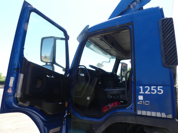 REF:1255 - Camion Fourgon Volvo FMFH E5 (2011-904.667 km) - Box truck: picture 5 REF:1255 - Camion Fourgon Volvo FMFH E5 (2011-904.667 km) - Box truck: picture 5