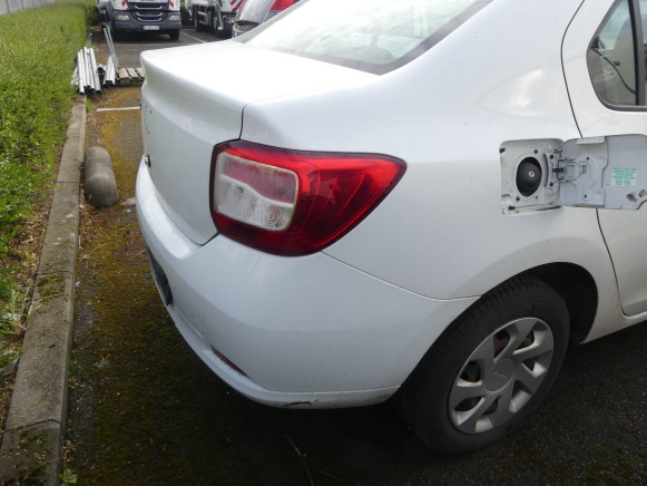 REF:20513 - Voiture Dacia Logan Berline (2013-97.655 km) - Car: picture 5 REF:20513 - Voiture Dacia Logan Berline (2013-97.655 km) - Car: picture 5