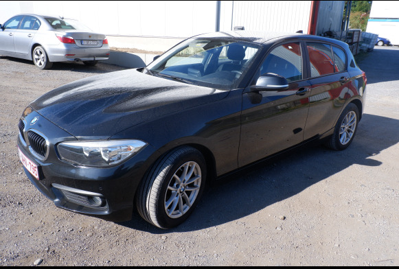 Voiture BMW 118.i - Hatchback: picture 1 Voiture BMW 118.i - Hatchback: picture 1