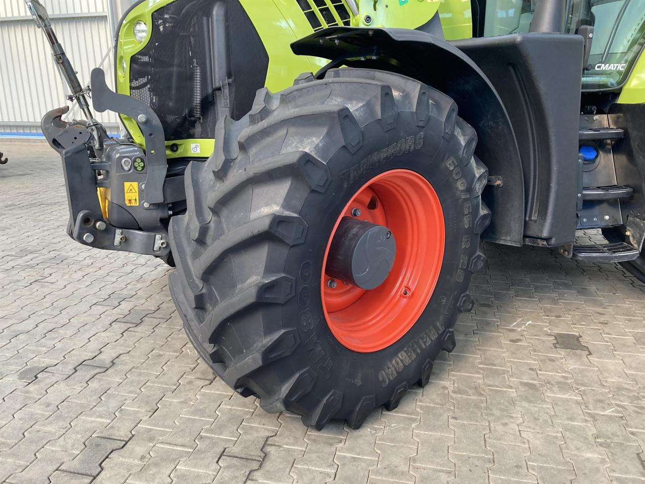 CLAAS Arion 660 C Matic - Farm tractor: picture 2 CLAAS Arion 660 C Matic - Farm tractor: picture 2