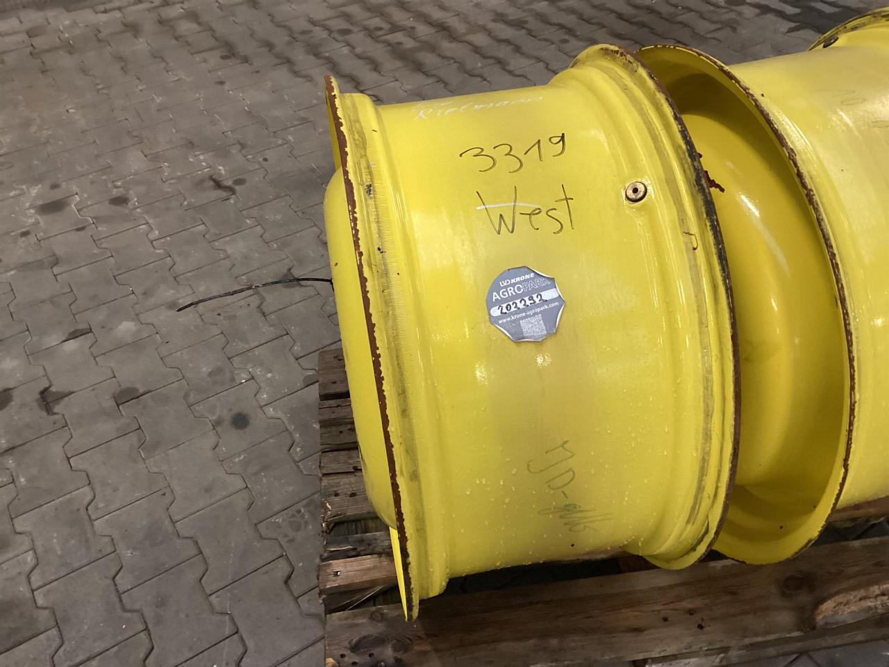 John Deere 15x30 - Tire for Agricultural machinery: picture 2 John Deere 15x30 - Tire for Agricultural machinery: picture 2