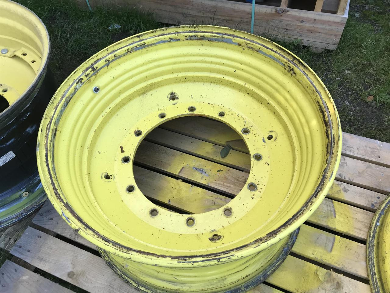 John Deere 18x34 - Tire for Agricultural machinery: picture 3 John Deere 18x34 - Tire for Agricultural machinery: picture 3