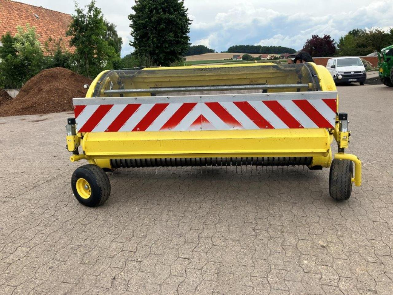 John Deere 639 - Forage harvester attachment: picture 3 John Deere 639 - Forage harvester attachment: picture 3