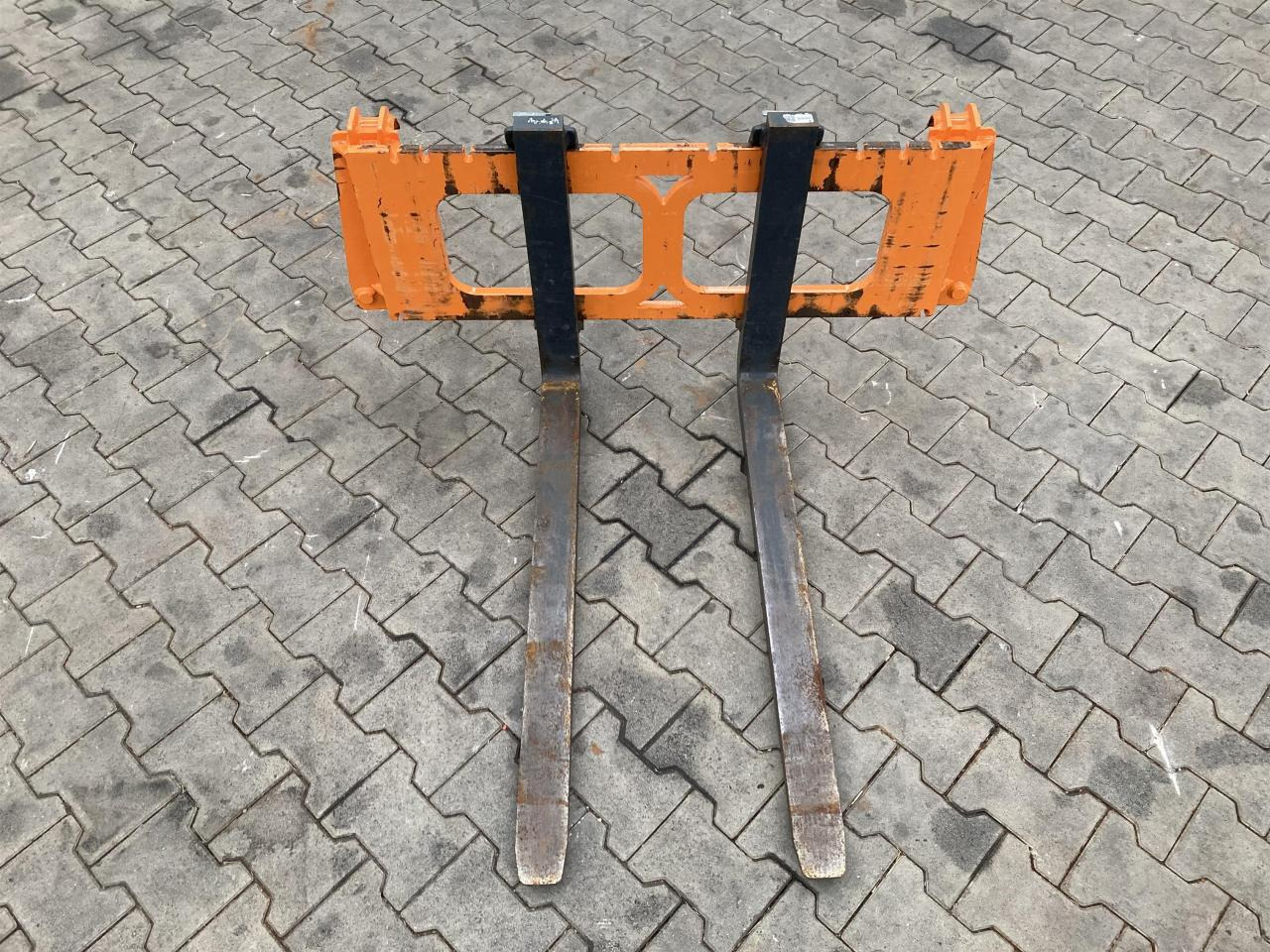 Kock & Sohn Kolibri Palettengabel - Front loader for tractor: picture 2 Kock & Sohn Kolibri Palettengabel - Front loader for tractor: picture 2