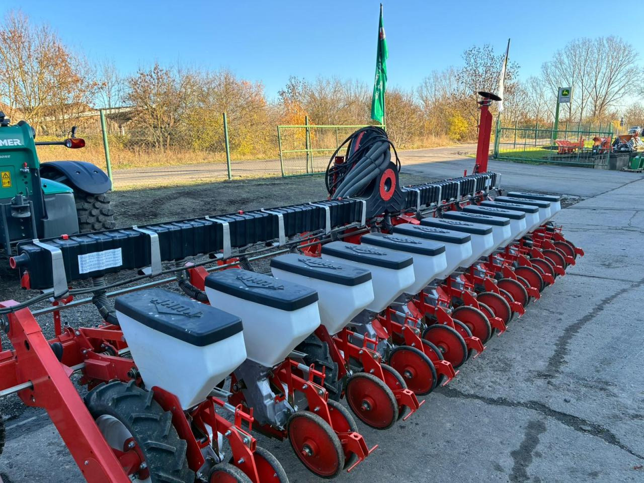 Kuhn PL2 Monob 6M00 12RG - Precision sowing machine: picture 3 Kuhn PL2 Monob 6M00 12RG - Precision sowing machine: picture 3