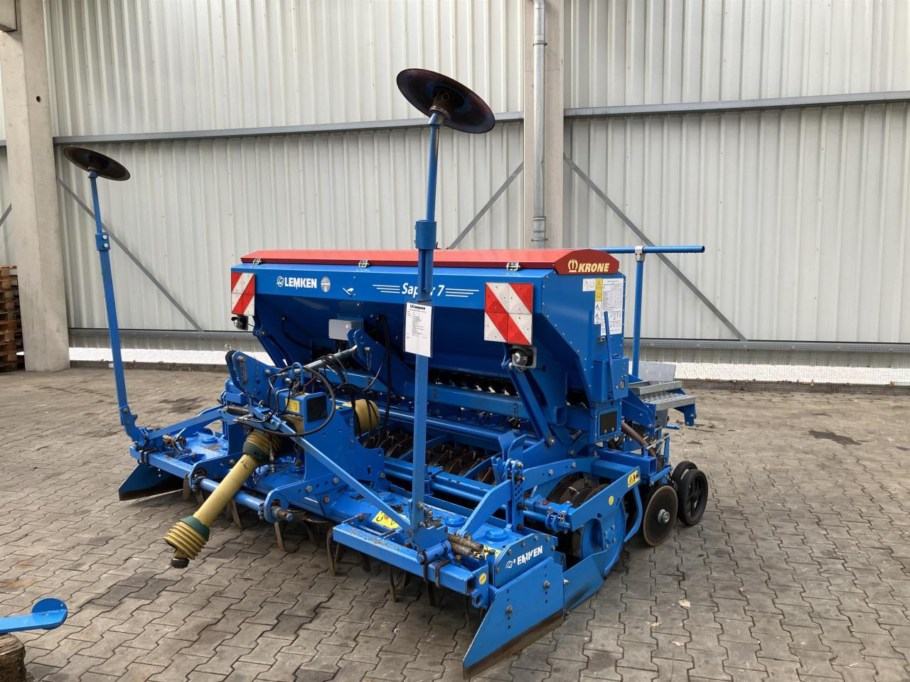 Lemken Saphir 7-300 DS 125 - Seed drill: picture 1 Lemken Saphir 7-300 DS 125 - Seed drill: picture 1