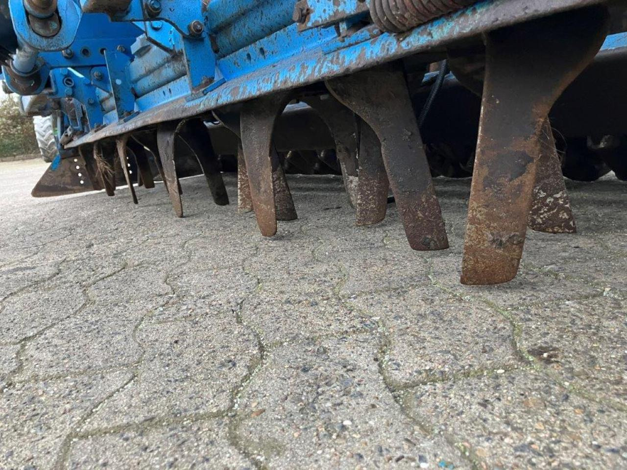 Lemken Saphir 7/300 DS/B - Seed drill: picture 4 Lemken Saphir 7/300 DS/B - Seed drill: picture 4