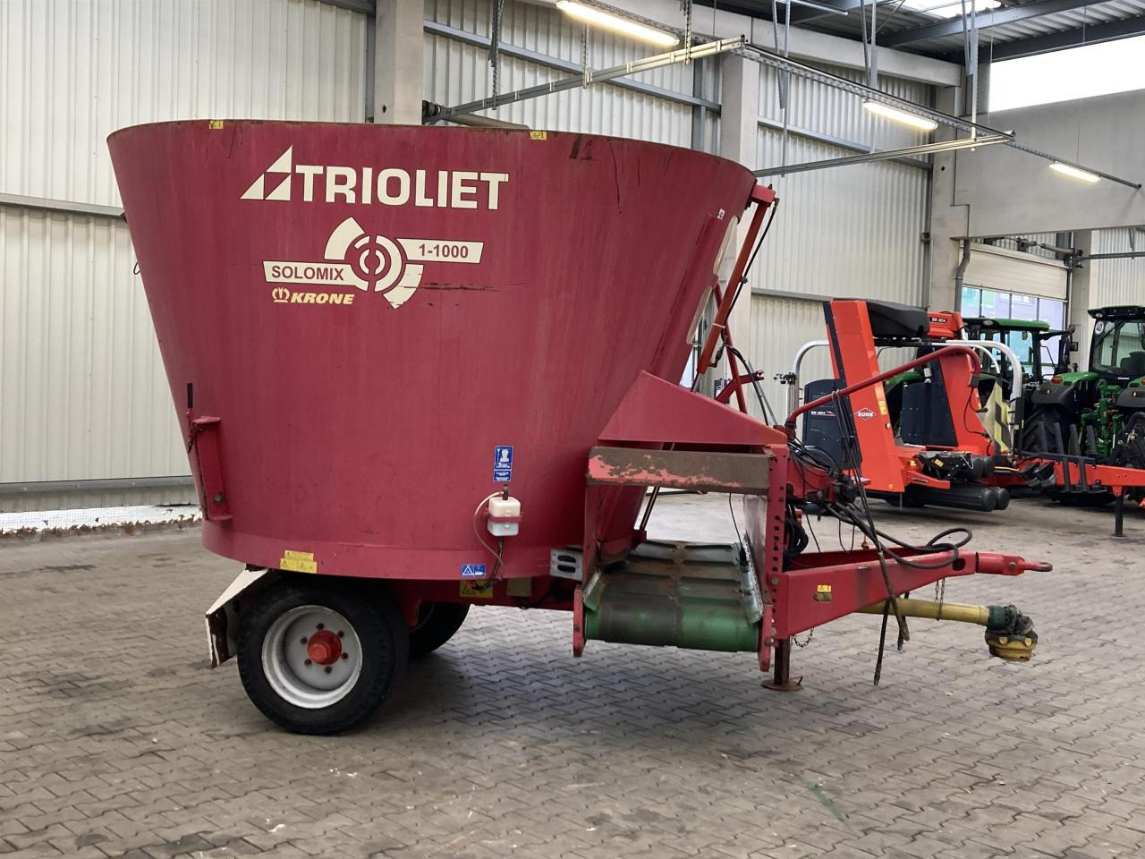 Trioliet Solomix 1 VL 1000 - Forage mixer wagon: picture 3 Trioliet Solomix 1 VL 1000 - Forage mixer wagon: picture 3