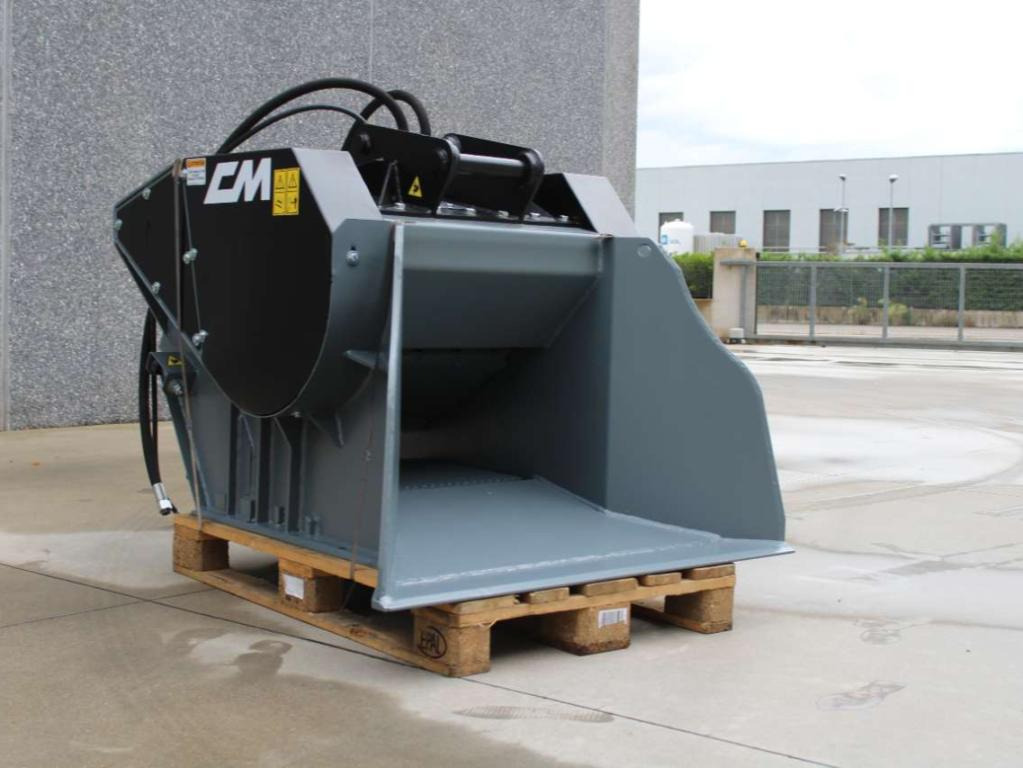 CM Crusher CBF-L 120 Crusher Bucket - Bucket for Skid steer loader: picture 1 CM Crusher CBF-L 120 Crusher Bucket - Bucket for Skid steer loader: picture 1