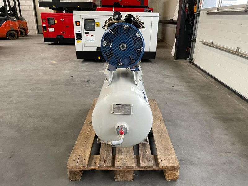 Air compressor Alup 2.2 kW 240 L / min 10 Bar Elektrische Zuigercompressor op ketel: picture 7