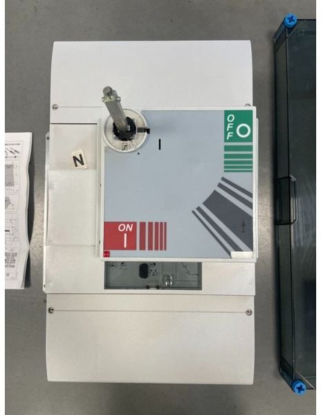 General Electric FK1600 Circuit breaker / hoofdschakelaar NEW! - Generator set: picture 4 General Electric FK1600 Circuit breaker / hoofdschakelaar NEW! - Generator set: picture 4