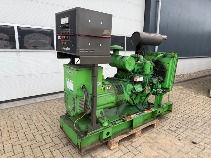 Iveco 8061 SI 16.06 Mecc Alte Spa 100 kVA generatorset - Generator set: picture 2 Iveco 8061 SI 16.06 Mecc Alte Spa 100 kVA generatorset - Generator set: picture 2