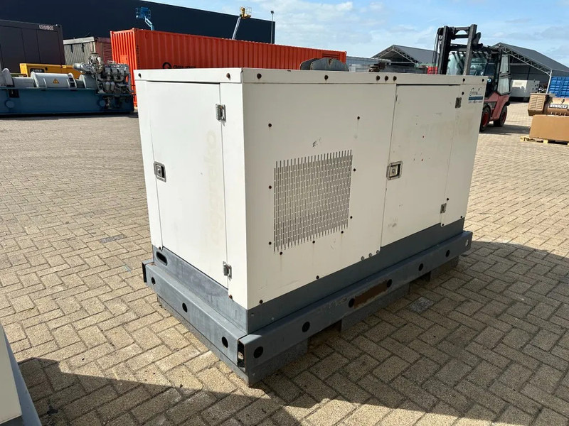 Iveco FPT F32 AM1A Leroy Somer 32 kVA Silent generatorset 408 hours ! - Generator set: picture 3 Iveco FPT F32 AM1A Leroy Somer 32 kVA Silent generatorset 408 hours ! - Generator set: picture 3