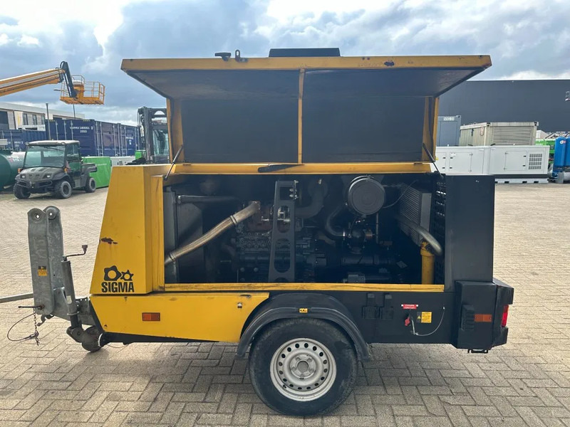 Air compressor Kaeser M80 Kubota 8.1 m3 / min 7 Bar 55 kW Mobiele Silent Diesel Compressor: picture 19