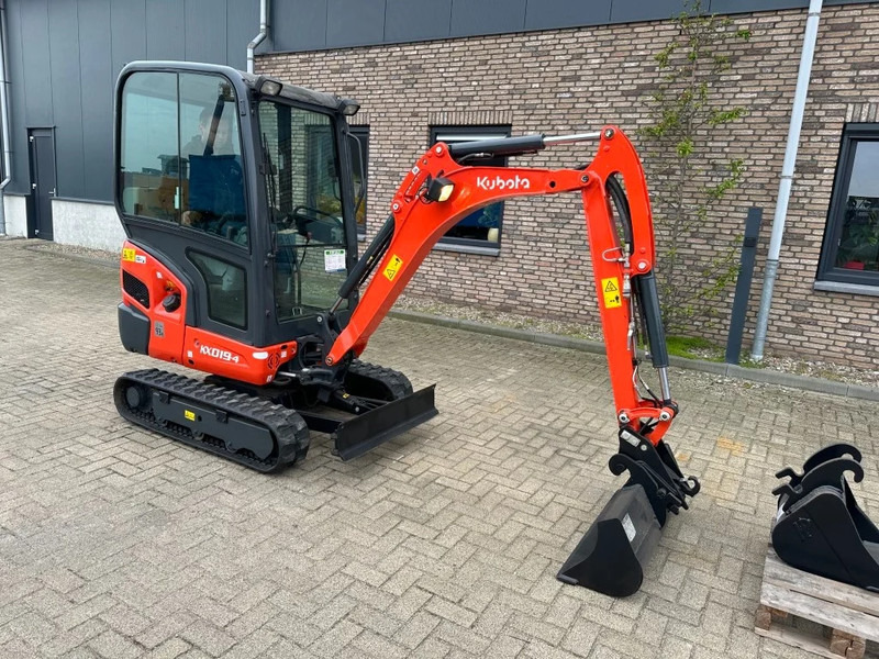 Kubota KX019-4 Mini Graver Rups Graafmachine Diesel as New ! - Mini excavator: picture 5 Kubota KX019-4 Mini Graver Rups Graafmachine Diesel as New ! - Mini excavator: picture 5
