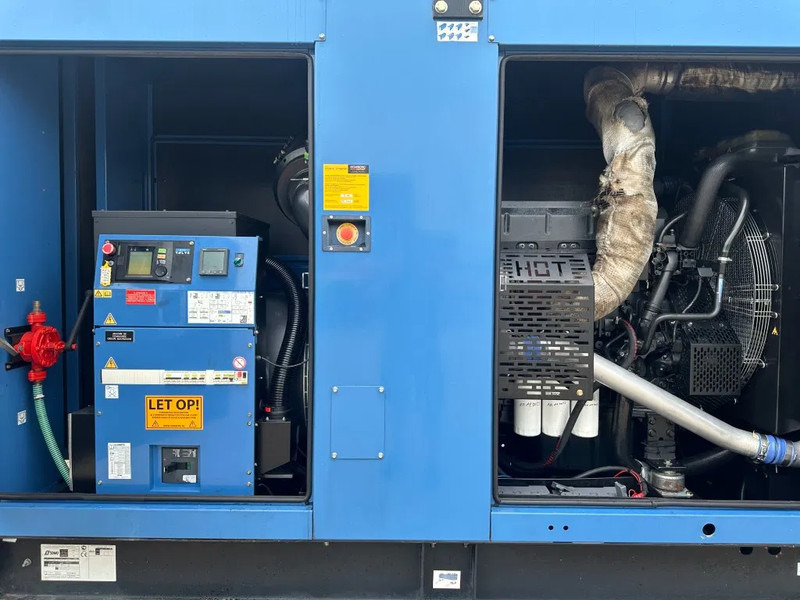 SDMO V400C2 Volvo Penta 440 kVA Silent generatorset - Generator set: picture 4 SDMO V400C2 Volvo Penta 440 kVA Silent generatorset - Generator set: picture 4