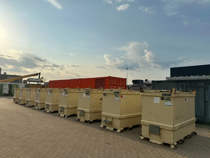 Tolsma Kiwa IBC 3000 liter Dieseltank Milieutank - Shipping container: picture 2 Tolsma Kiwa IBC 3000 liter Dieseltank Milieutank - Shipping container: picture 2
