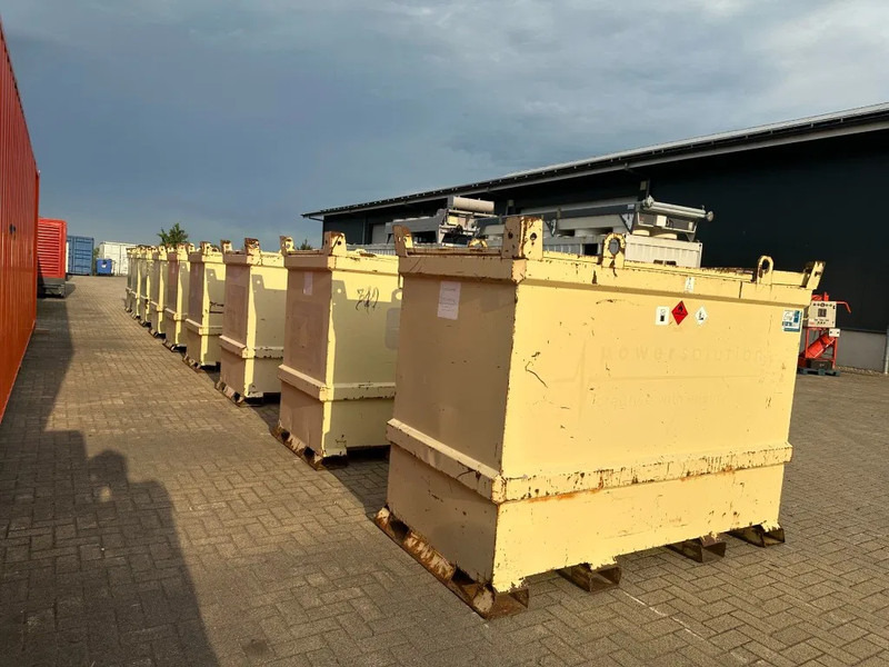 Tolsma Kiwa IBC 3000 liter Dieseltank met 230 Volt pompset - Shipping container: picture 1 Tolsma Kiwa IBC 3000 liter Dieseltank met 230 Volt pompset - Shipping container: picture 1