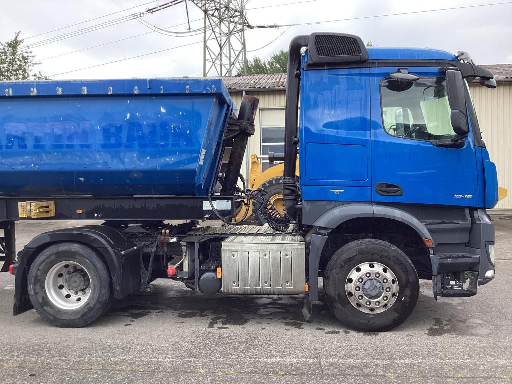 Mercedes Benz Arocs 1845 HAD 4×4 - Tipper: picture 4 Mercedes Benz Arocs 1845 HAD 4×4 - Tipper: picture 4