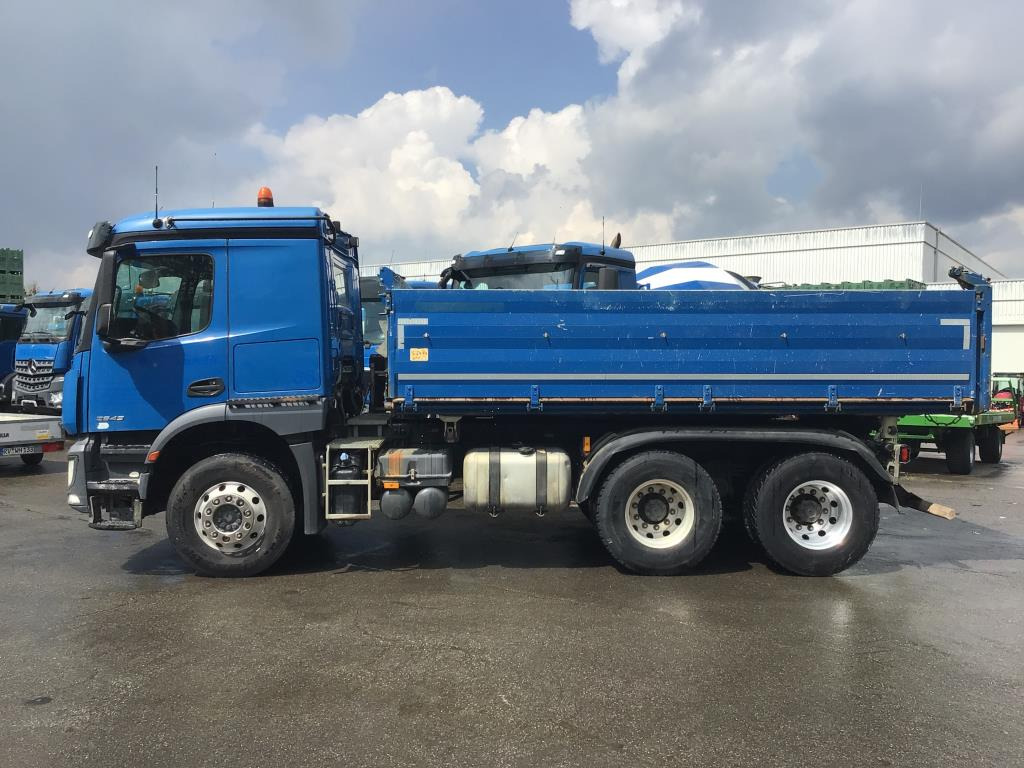 Mercedes Benz Arocs 2643 6×4 Euro 6 - Tipper: picture 2 Mercedes Benz Arocs 2643 6×4 Euro 6 - Tipper: picture 2