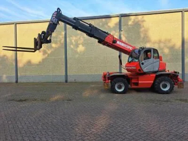 Loader Manitou MRT 2150+ Privilege All-Terrain Rotating Telehandler (2015): picture 8