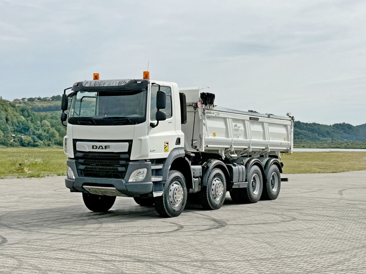 DAF CF 480 * Kipper 6,00 m + BORDMATIC/ 8x4 * TOP - Tipper, Crane truck: picture 1 DAF CF 480 * Kipper 6,00 m + BORDMATIC/ 8x4 * TOP - Tipper, Crane truck: picture 1