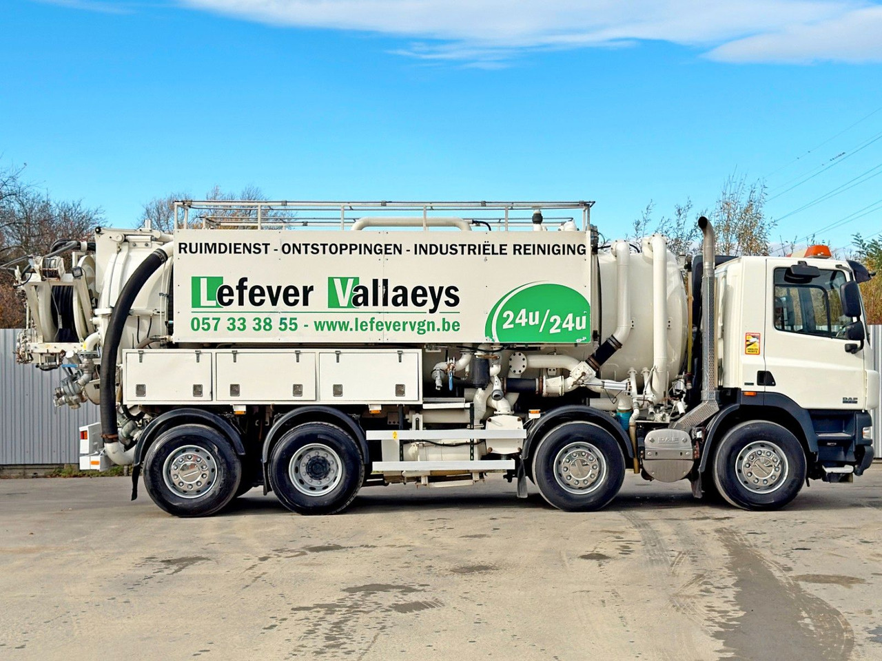 DAF CF 85.410 * Saug und Spülwagen +FUNK - Vacuum truck: picture 3 DAF CF 85.410 * Saug und Spülwagen +FUNK - Vacuum truck: picture 3