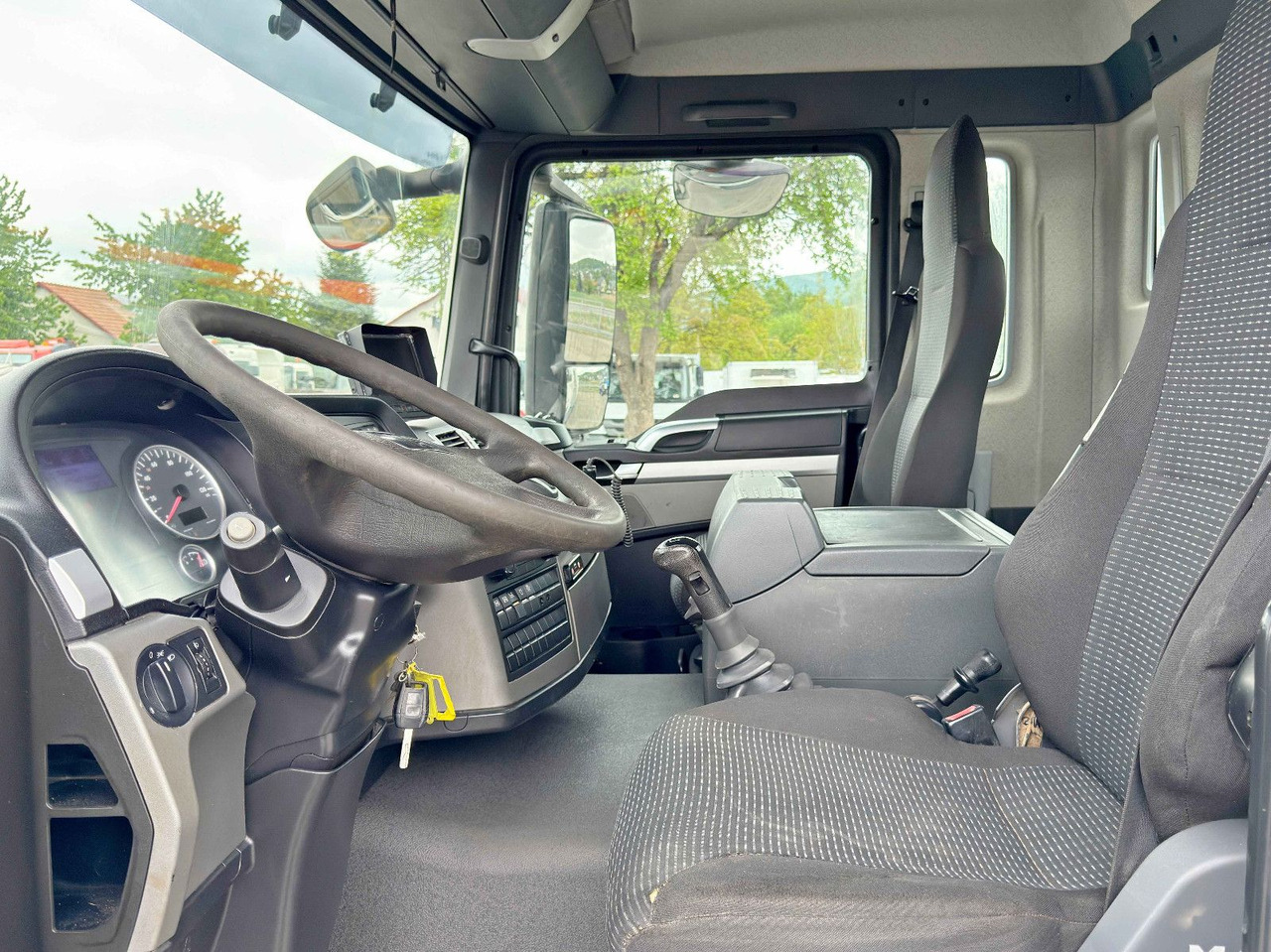 Tipper, Crane truck MAN TGS 18.320 * KIPPER 4,95m + BORDMATIC*TOPZUSTAND: picture 10 Tipper, Crane truck MAN TGS 18.320 * KIPPER 4,95m + BORDMATIC*TOPZUSTAND: picture 10