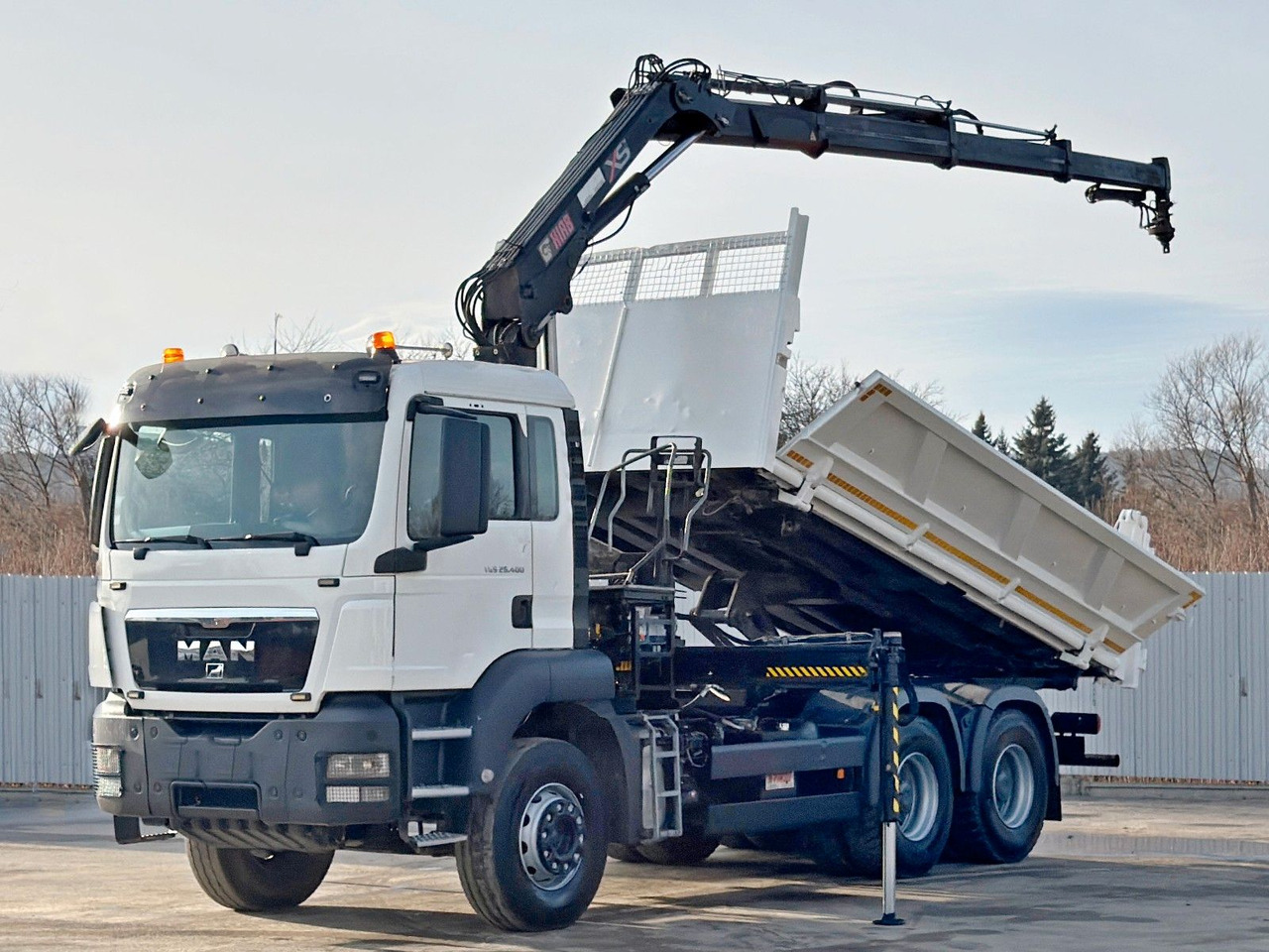 MAN TGS 26.400 * HIAB 144 B - 3 HIDUO + FUNK * 6x4 - Tipper, Crane truck: picture 5 MAN TGS 26.400 * HIAB 144 B - 3 HIDUO + FUNK * 6x4 - Tipper, Crane truck: picture 5