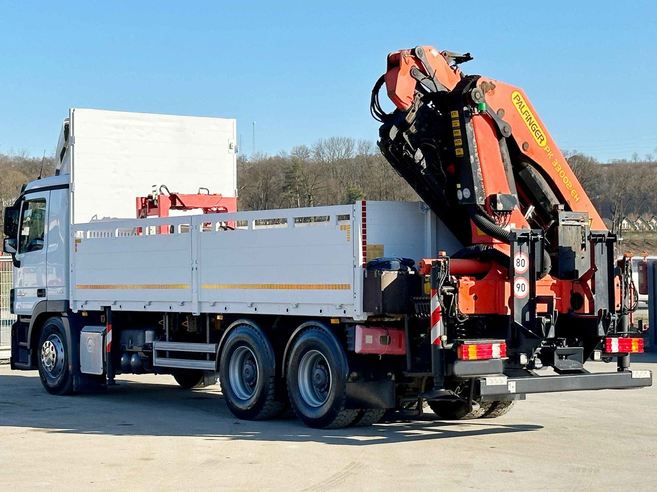 Mercedes-Benz ACTROS 2636 *PK 33002-EH E+JIB PJ 060B* 6x4 *TOP - Crane truck, Dropside/ Flatbed truck: picture 5 Mercedes-Benz ACTROS 2636 *PK 33002-EH E+JIB PJ 060B* 6x4 *TOP - Crane truck, Dropside/ Flatbed truck: picture 5