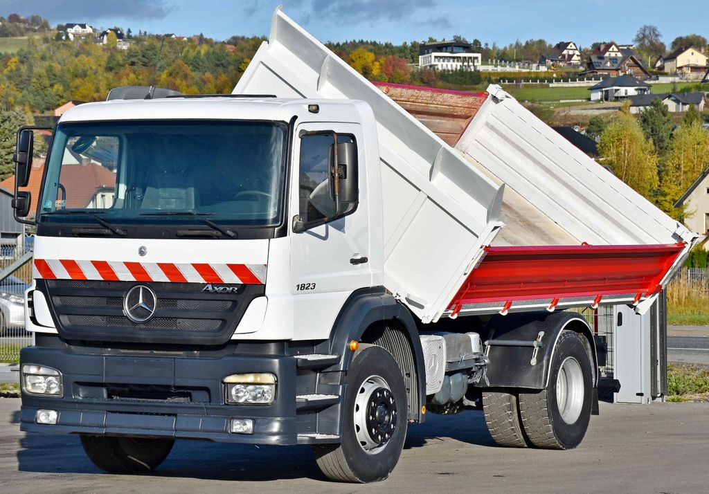 Mercedes-Benz AXOR 1823 * KIPPER 4,45 m * TOPZUSTAND Mercedes-Benz AXOR 1823 * KIPPER 4,45 m * TOPZUSTAND - Tipper, Crane truck: picture 3 Mercedes-Benz AXOR 1823 * KIPPER 4,45 m * TOPZUSTAND Mercedes-Benz AXOR 1823 * KIPPER 4,45 m * TOPZUSTAND - Tipper, Crane truck: picture 3