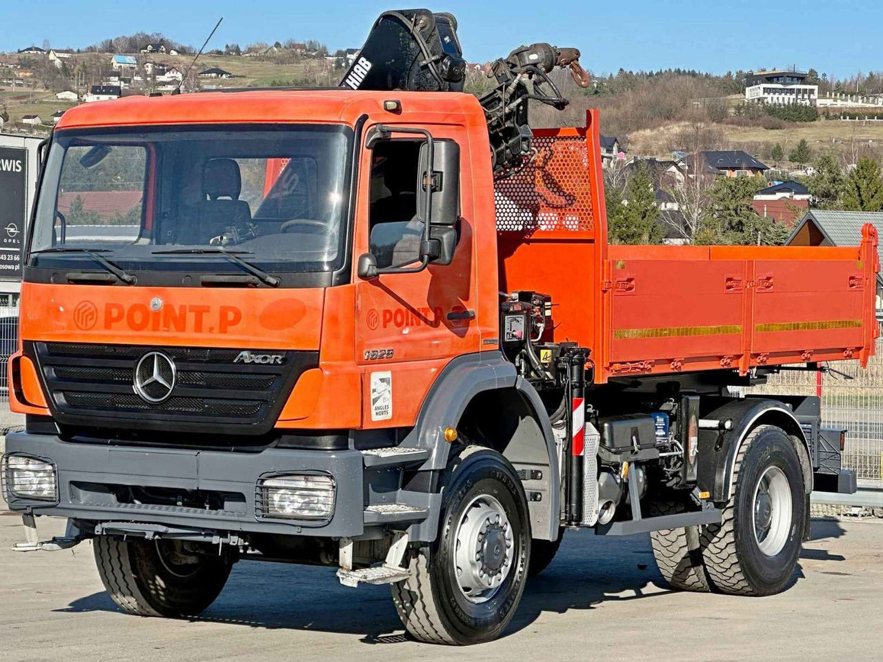 Mercedes-Benz AXOR 1829 * HIAB 1111 HIDUO + FUNK * TOP * 4x4 - Crane truck: picture 3 Mercedes-Benz AXOR 1829 * HIAB 1111 HIDUO + FUNK * TOP * 4x4 - Crane truck: picture 3