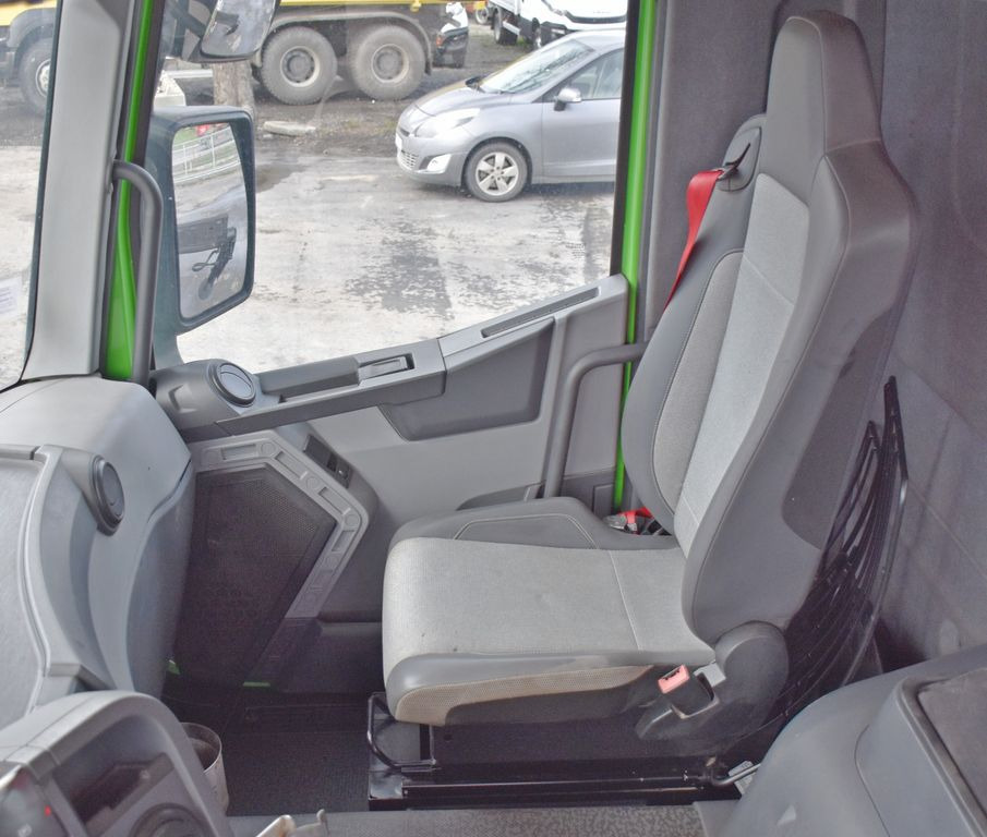 Hook lift truck, Crane truck Renault C430* ABROLLKIPPER *LIV 170Z 78 * 6x4 Renault C430* ABROLLKIPPER *LIV 170Z 78 * 6x4: picture 11 Hook lift truck, Crane truck Renault C430* ABROLLKIPPER *LIV 170Z 78 * 6x4 Renault C430* ABROLLKIPPER *LIV 170Z 78 * 6x4: picture 11