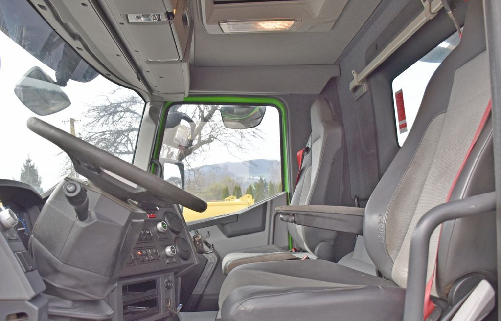 Hook lift truck, Crane truck Renault C430* ABROLLKIPPER *LIV 170Z 78 * 6x4 Renault C430* ABROLLKIPPER *LIV 170Z 78 * 6x4: picture 10 Hook lift truck, Crane truck Renault C430* ABROLLKIPPER *LIV 170Z 78 * 6x4 Renault C430* ABROLLKIPPER *LIV 170Z 78 * 6x4: picture 10