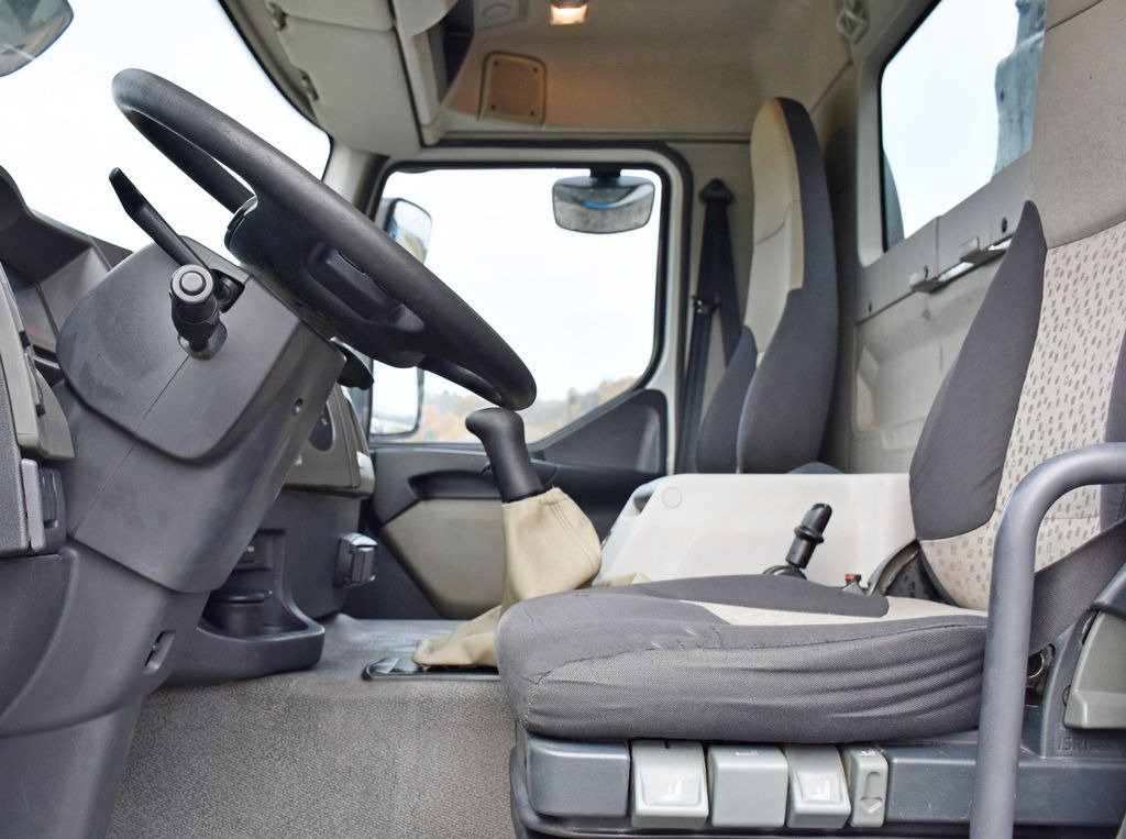 Crane truck, Dropside/ Flatbed truck Renault Premium 320 DXI* FASSI F130AC.23 * FUNK * TOP Renault Premium 320 DXI* FASSI F130AC.23 * FUNK * TOP: picture 9