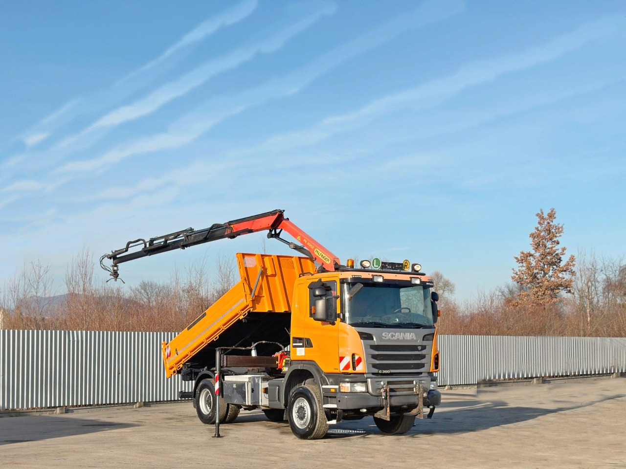 Scania G 360 * KIPPER 4,15m * PALFINGER PK 11002/ 4x4 - Crane truck: picture 2 Scania G 360 * KIPPER 4,15m * PALFINGER PK 11002/ 4x4 - Crane truck: picture 2