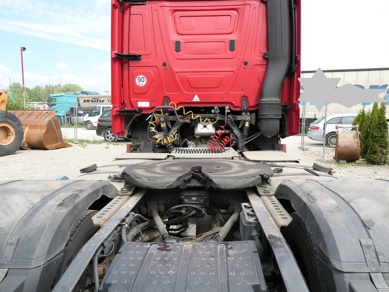 Leasing of Mercedes Benz Actros 1845 Mercedes Benz Actros 1845: picture 7