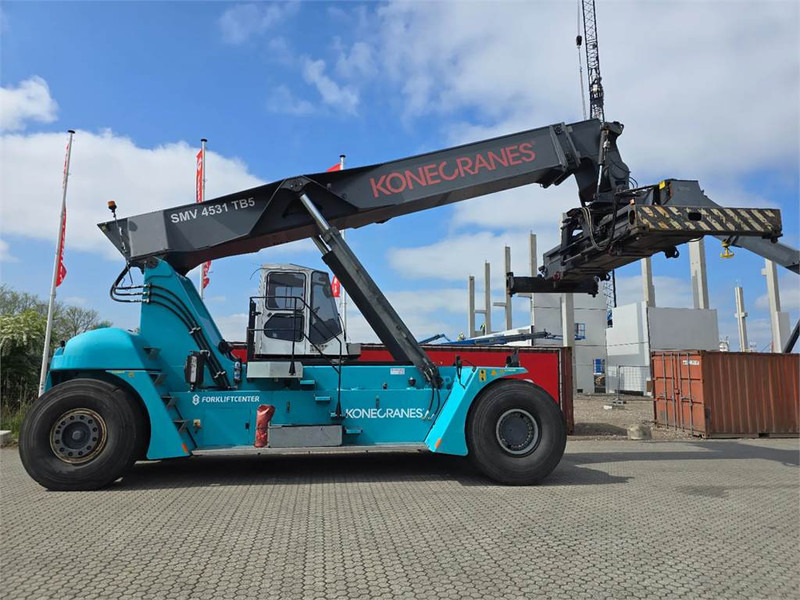KONECRANES SMV 4531 TB5 - Reach stacker: picture 1 KONECRANES SMV 4531 TB5 - Reach stacker: picture 1