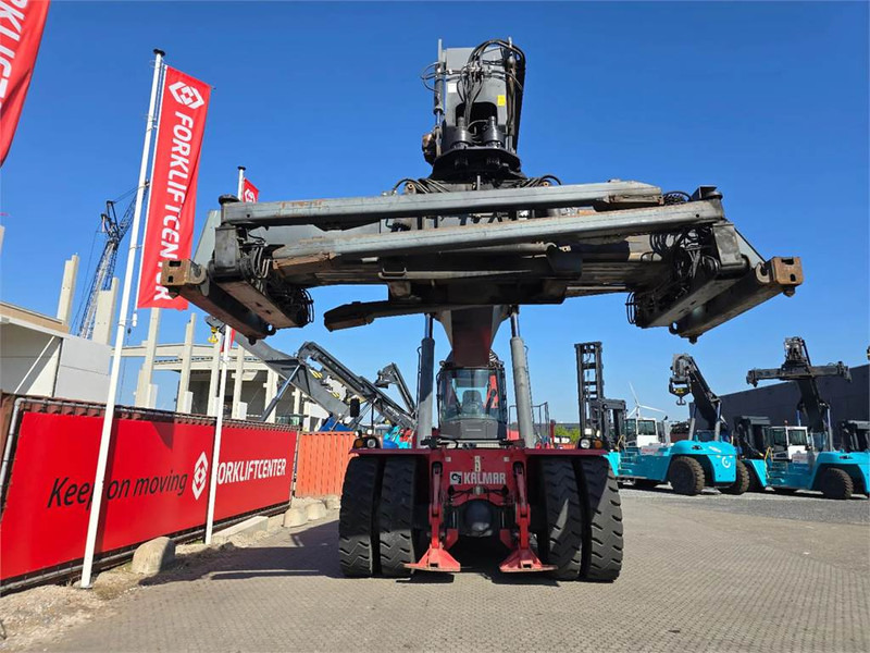 Kalmar DRG450-65C5XS - Reach stacker: picture 5 Kalmar DRG450-65C5XS - Reach stacker: picture 5