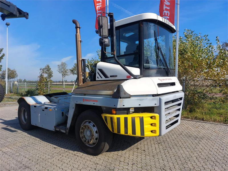 Terberg TT223 - Terminal tractor: picture 1 Terberg TT223 - Terminal tractor: picture 1