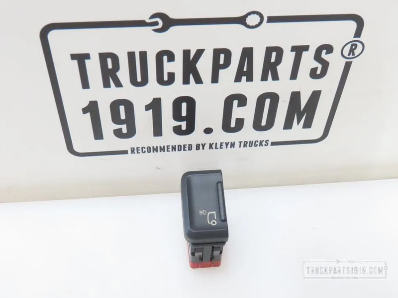 DAF 1832337 Schakelaar DAF - Dashboard for Truck: picture 1 DAF 1832337 Schakelaar DAF - Dashboard for Truck: picture 1
