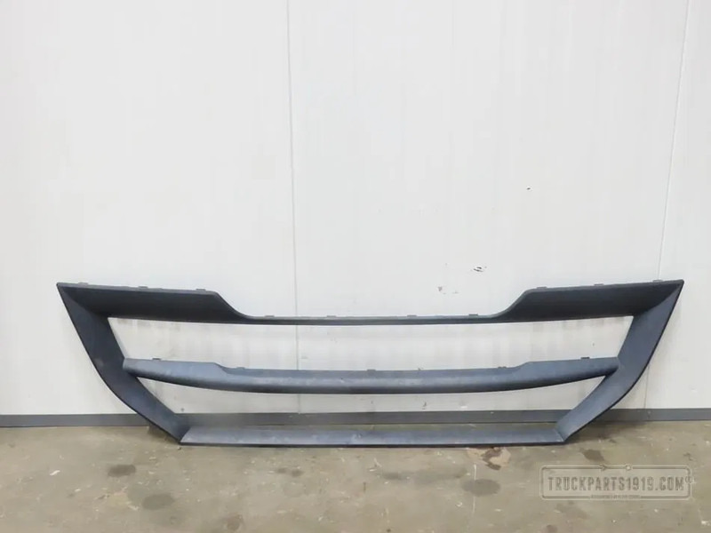 Iveco Body & Chassis Parts Grill lijst Iveco - Bumper for Truck: picture 1 Iveco Body & Chassis Parts Grill lijst Iveco - Bumper for Truck: picture 1