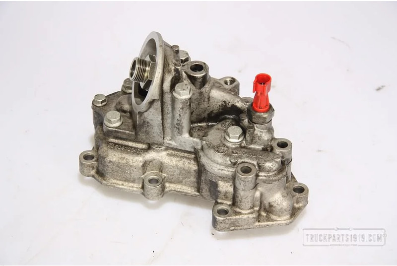 Iveco Engines & Parts Oliekoeler Iveco - Oil cooler for Truck: picture 1 Iveco Engines & Parts Oliekoeler Iveco - Oil cooler for Truck: picture 1